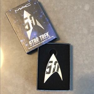 MAC Star Trek Pin